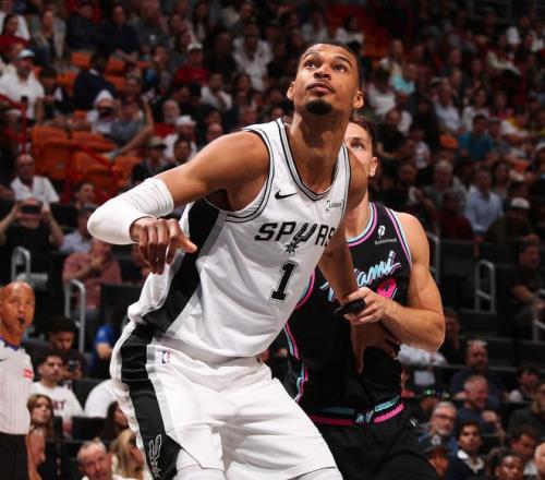 曼联卡塞米,罗错失良机,近六轮仅一,开云体育,开云体育官网,开云体育app,开云体育平台,KAIYUN,SPORTS,kaiyun登录入口