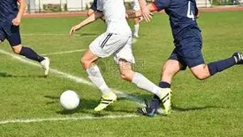 武汉少儿篮球培训咨询热线：电话咨询 ｜ 在线交流：点击沟通